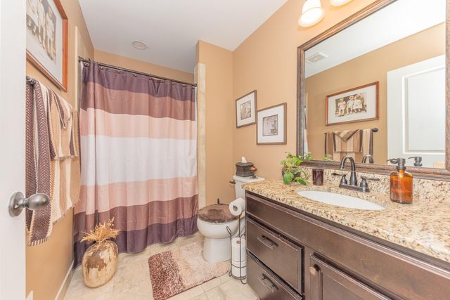 432 Maple Cove Circle, Saline City, MI 48176