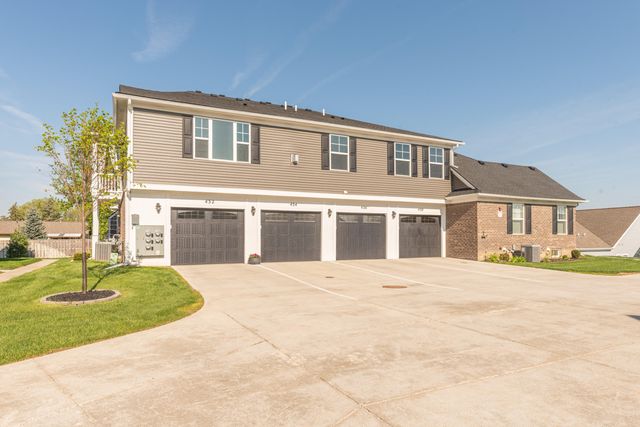 432 Maple Cove Circle, Saline City, MI 48176