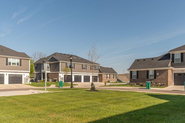 432 Maple Cove Circle, Saline City, MI 48176