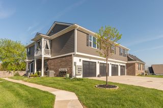 432 Maple Cove Circle, Saline City, MI 48176
