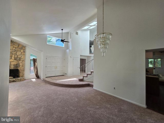 26 LAS BRISAS BLVD, Voorhees, NJ 08043