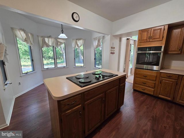26 LAS BRISAS BLVD, Voorhees, NJ 08043
