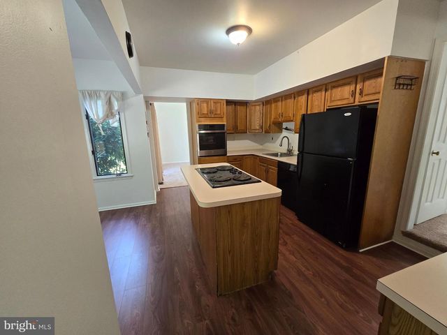 26 LAS BRISAS BLVD, Voorhees, NJ 08043