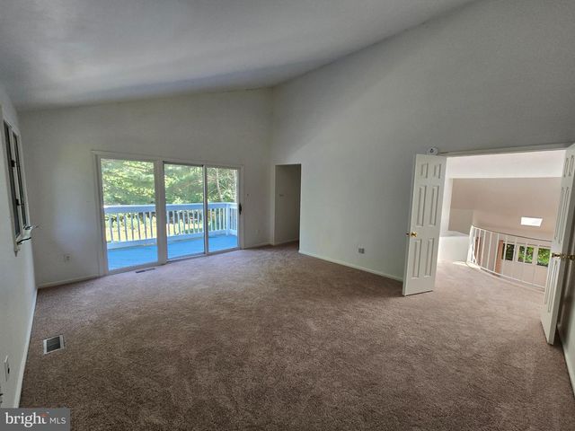 26 LAS BRISAS BLVD, Voorhees, NJ 08043
