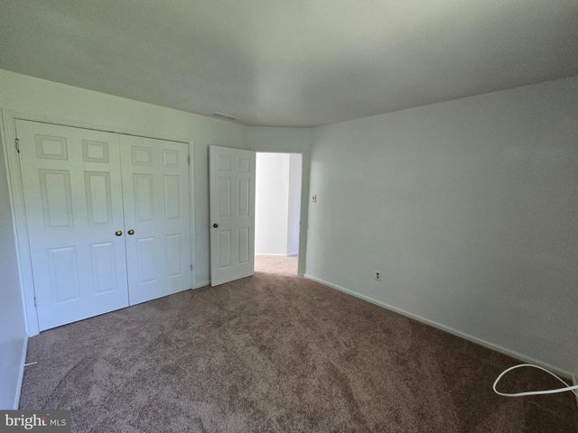 26 LAS BRISAS BLVD, Voorhees, NJ 08043