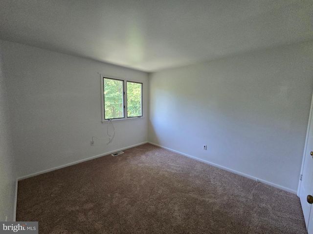 26 LAS BRISAS BLVD, Voorhees, NJ 08043