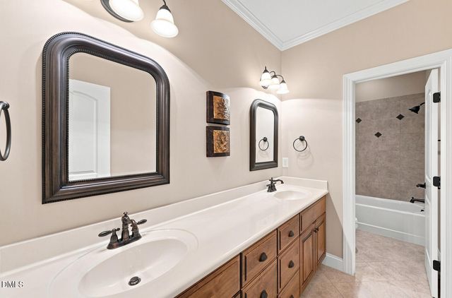 702 Cambridge Hall Loop, Apex, NC 27539