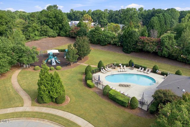 702 Cambridge Hall Loop, Apex, NC 27539