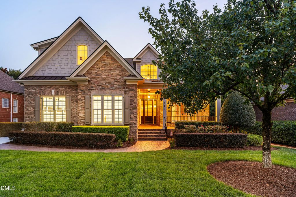702 Cambridge Hall Loop, Apex, NC 27539