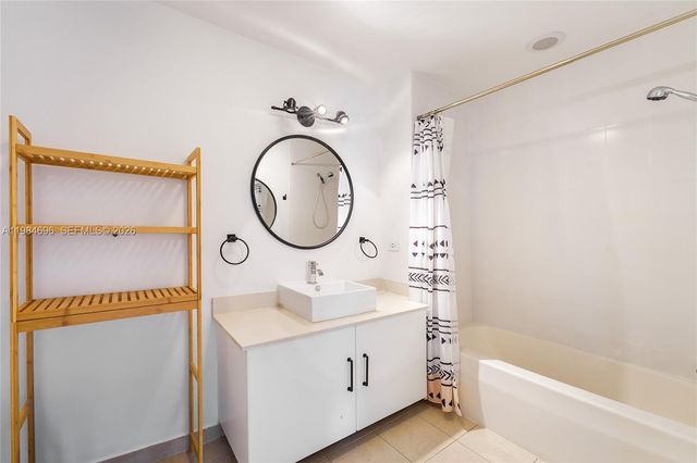 3301 NE 1st Ave M0705, Miami, FL 33137