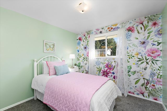 19330 52nd Avenue W, Lynnwood, WA 98036