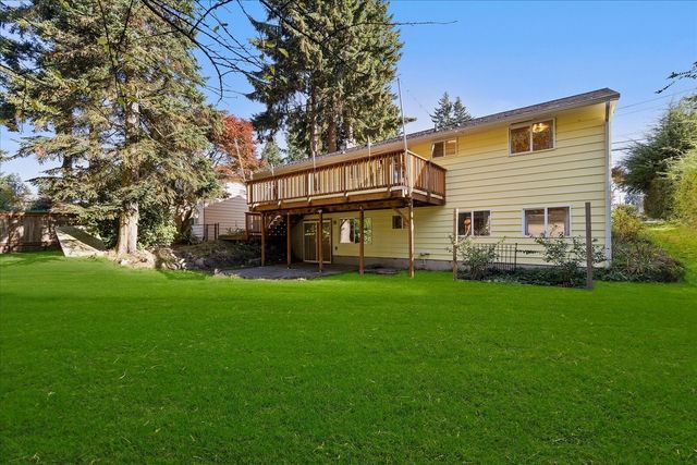 19330 52nd Avenue W, Lynnwood, WA 98036