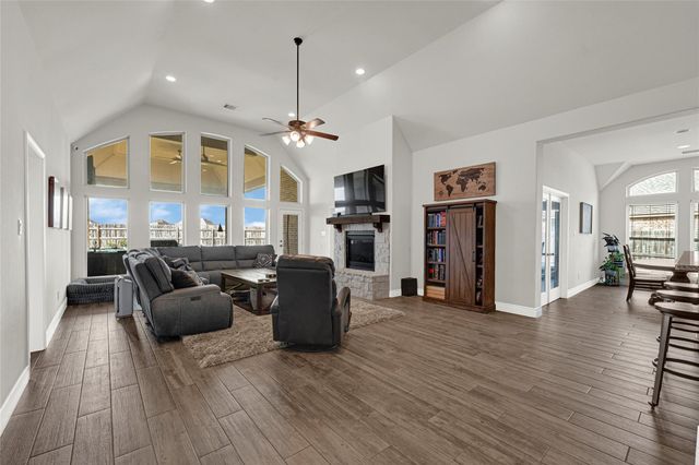 19922 Songlark Circle, Cypress, TX 77433