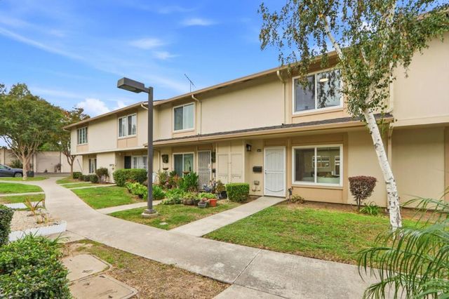 2672 Salome Ct, San Jose, CA 95121