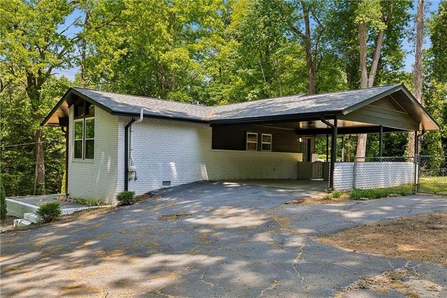 4599 Somerset Road SW, Smyrna, GA 30082