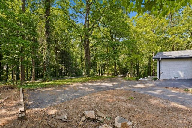 4599 Somerset Road SW, Smyrna, GA 30082