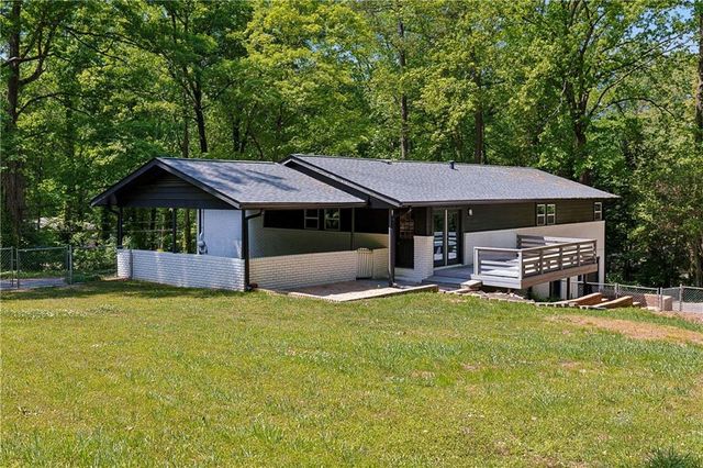 4599 Somerset Road SW, Smyrna, GA 30082