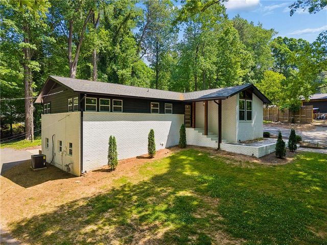4599 Somerset Road SW, Smyrna, GA 30082