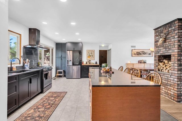 518 9th PLACE, Kenosha, WI 53140