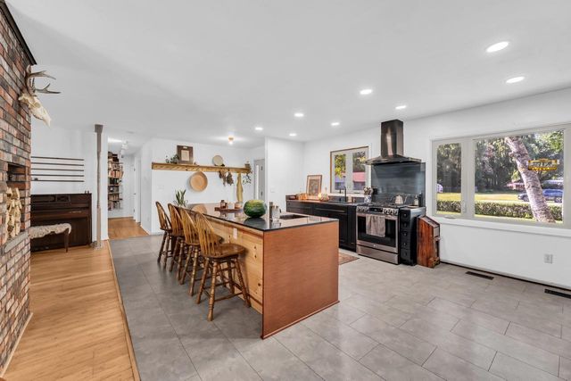 518 9th PLACE, Kenosha, WI 53140