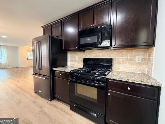 527 Cypher Drive, Suwanee, GA 30024