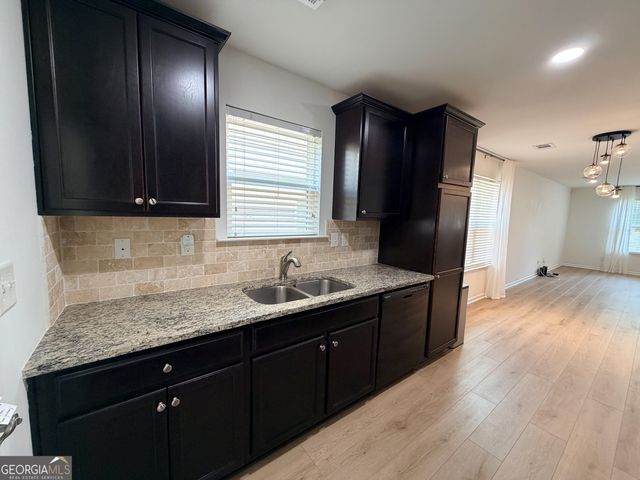 527 Cypher Drive, Suwanee, GA 30024
