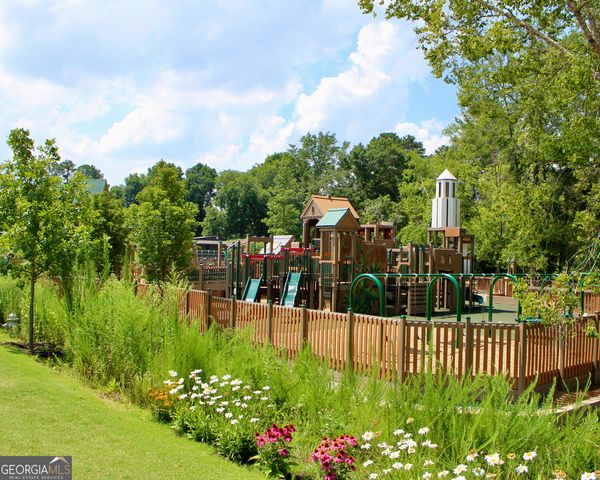 527 Cypher Drive, Suwanee, GA 30024