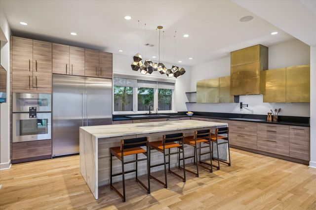 3706 Tangley Street, Houston, TX 77005