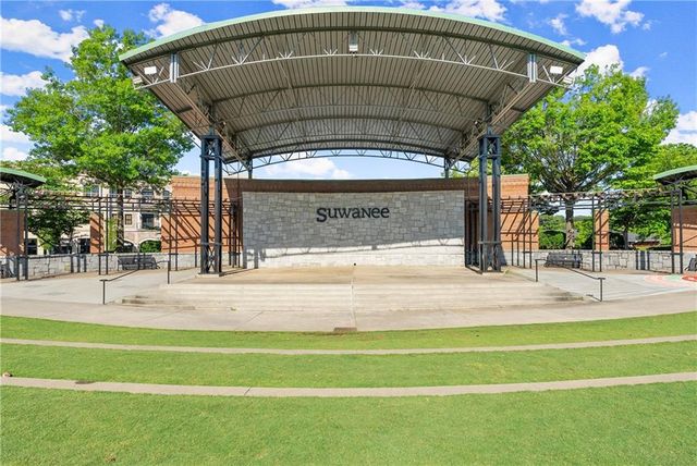 3890 Portland Trail, Suwanee, GA 30024