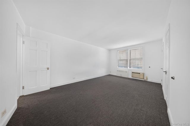 138-70 Elder Avenue 3L, Flushing, NY 11355