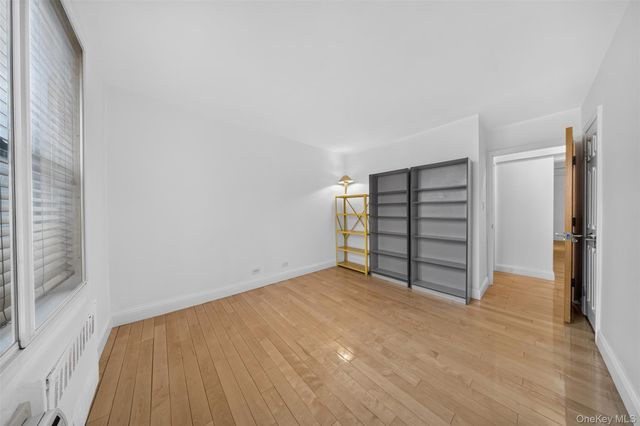 138-70 Elder Avenue 3L, Flushing, NY 11355