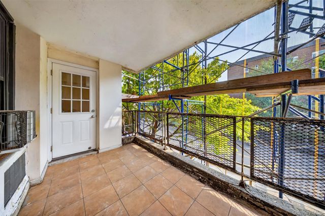 138-70 Elder Avenue 3L, Flushing, NY 11355