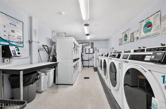 138-70 Elder Avenue 3L, Flushing, NY 11355