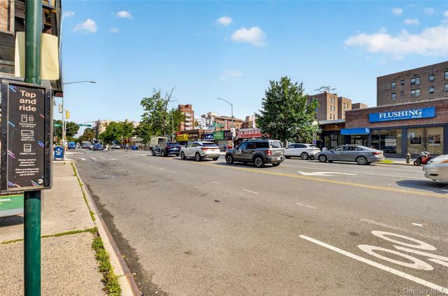 138-70 Elder Avenue 3L, Flushing, NY 11355