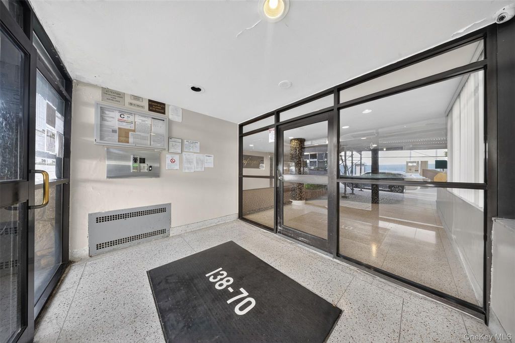 138-70 Elder Avenue 3L, Flushing, NY 11355 — photo 3