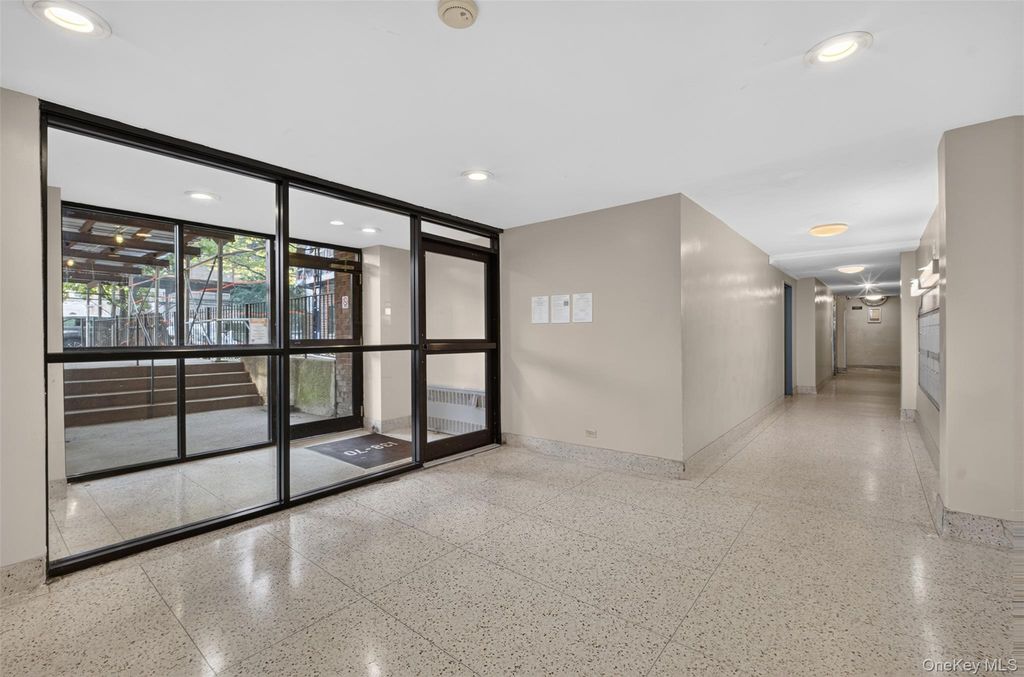 138-70 Elder Avenue 3L, Flushing, NY 11355 — photo 5