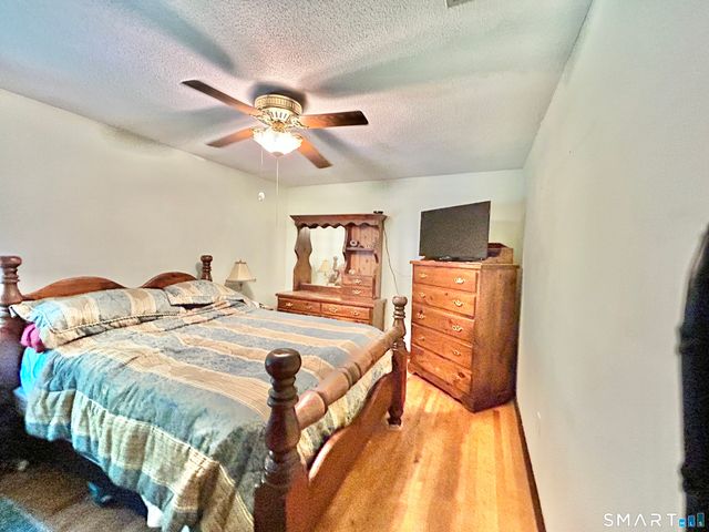 5 Davis Road, Oxford, CT 06478