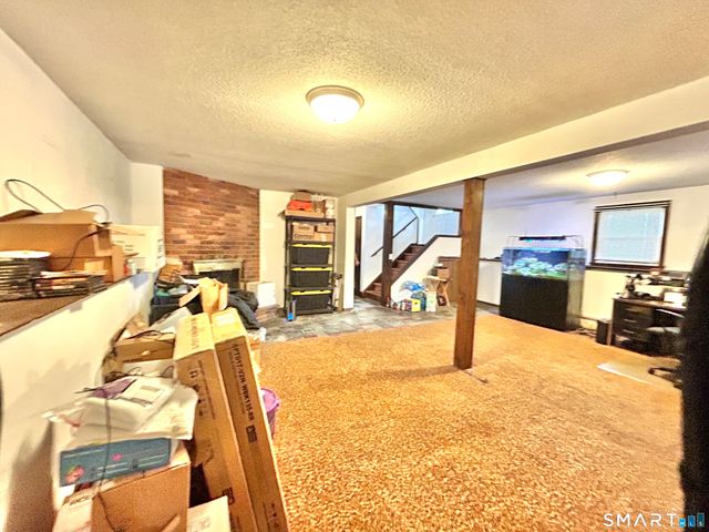 5 Davis Road, Oxford, CT 06478