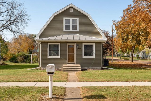 3300 27th STREET S, La Crosse, WI 54601