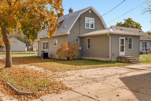 3300 27th STREET S, La Crosse, WI 54601