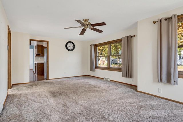 3300 27th STREET S, La Crosse, WI 54601