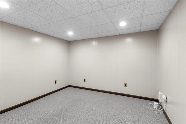 13021 W 102nd Terrace, Lenexa, KS 66215