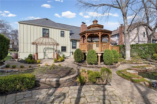 13021 W 102nd Terrace, Lenexa, KS 66215