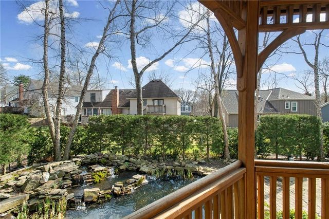 13021 W 102nd Terrace, Lenexa, KS 66215