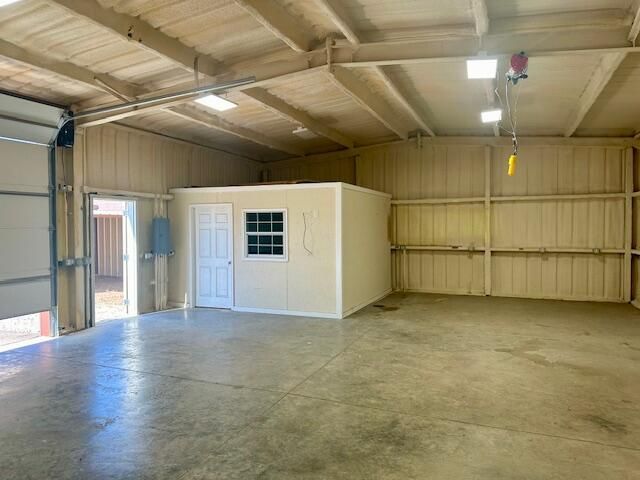 9223 E County Rd 6700, Lubbock, TX 79403