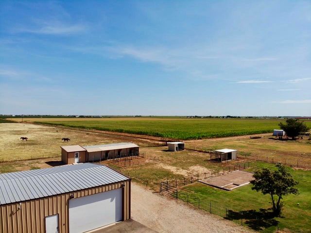 9223 E County Rd 6700, Lubbock, TX 79403