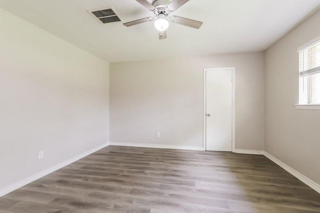 25106 Lynbriar Lane, Spring, TX 77373