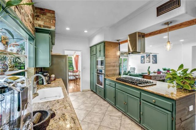 28314 Easton, Santa Clarita, CA 91350