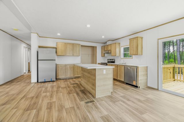 3679 Nichols Hwy., Galivants Ferry, SC 29544
