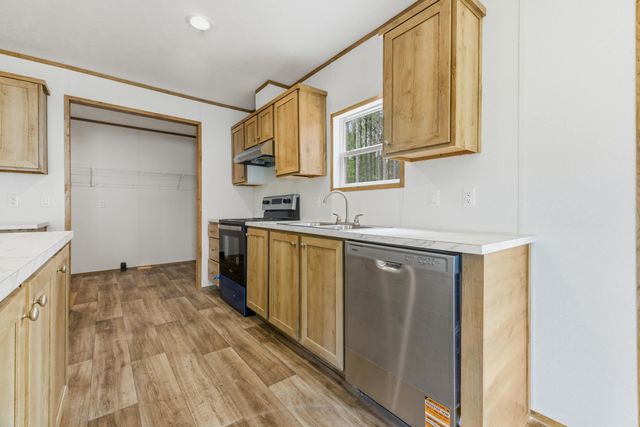 3679 Nichols Hwy., Galivants Ferry, SC 29544